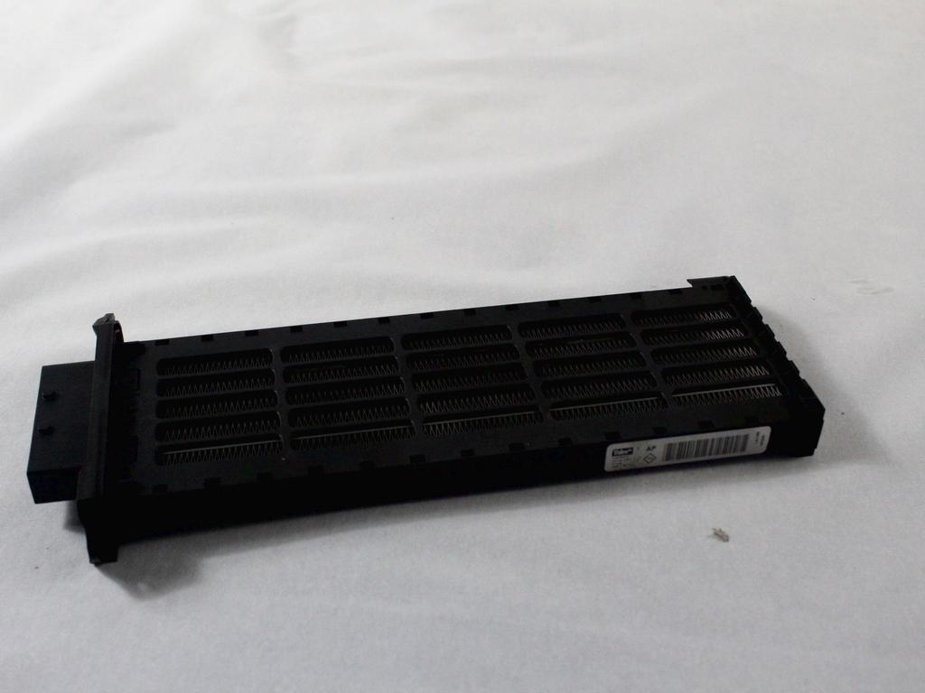 HLADILNIK ZA GRETJE OEM N. 7701207715 ORIGINAL REZERVNI DEL RENAULT MEGANE MK3 BZ0/1 B3 DZ0/1 KZ0/1 BER/SPORTOUR/ESTATE (2009 - 2015) DIESEL LETNIK 2010