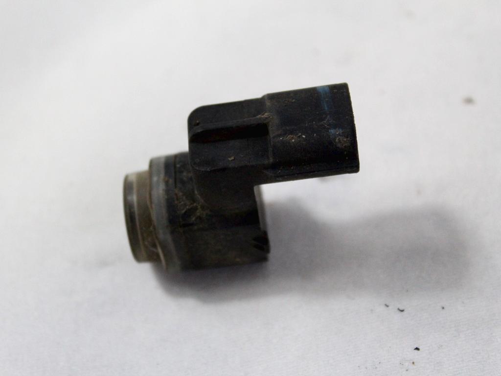 PARKIRNI SENZORJI OEM N. 284420001R ORIGINAL REZERVNI DEL RENAULT MEGANE MK3 BZ0/1 B3 DZ0/1 KZ0/1 BER/SPORTOUR/ESTATE (2009 - 2015) DIESEL LETNIK 2010