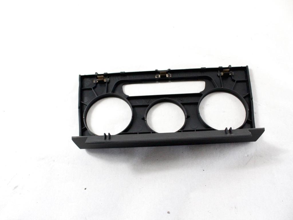 ARMATURNA PLO?CA OEM N. 8P0863263B ORIGINAL REZERVNI DEL AUDI A3 MK2R 8P 8PA 8P1 8P7 (2008 - 2012)DIESEL LETNIK 2010