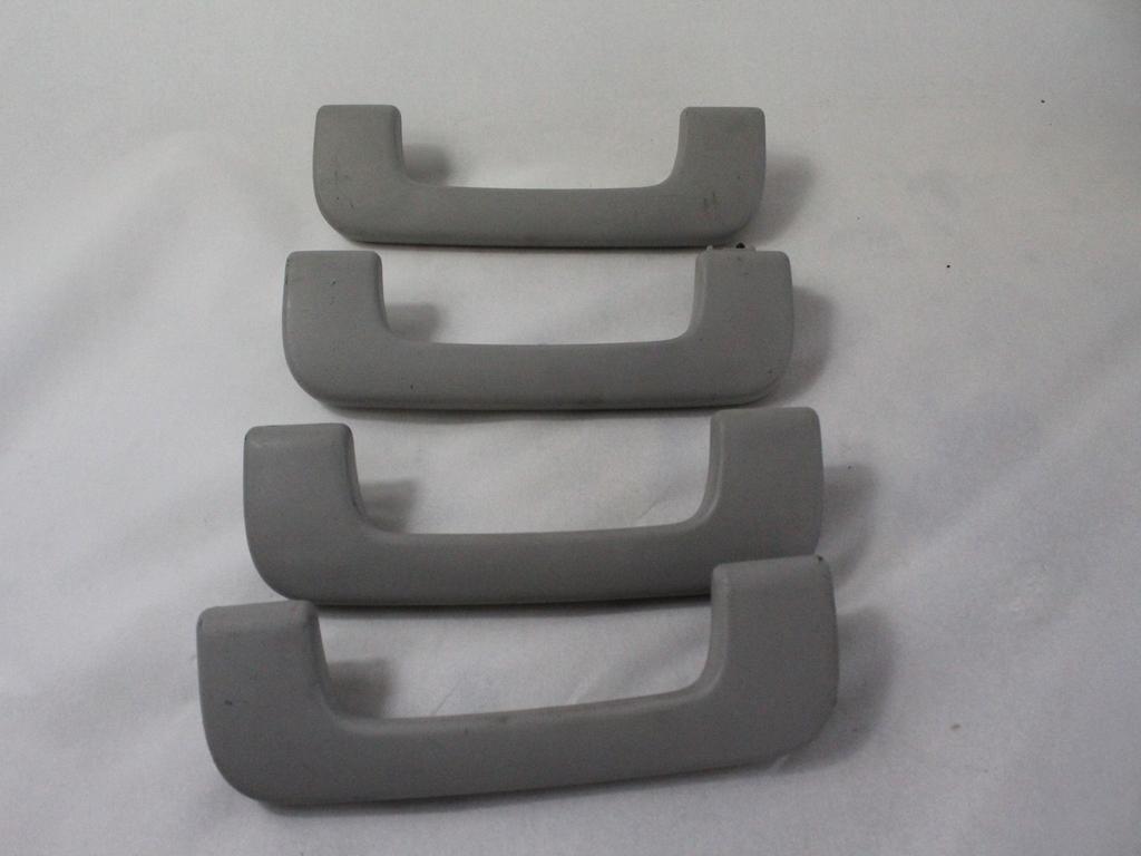 NOTRANJI ROCAJ OEM N. 31318 MANIGLIA APPIGLIO ORIGINAL REZERVNI DEL AUDI A3 MK2R 8P 8PA 8P1 8P7 (2008 - 2012)DIESEL LETNIK 2010