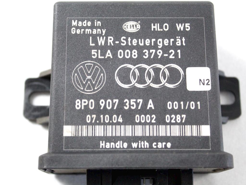 RACUNALNIK KSENONSKIH ZAROMETOV OEM N. 5LA008379 ORIGINAL REZERVNI DEL AUDI A3 MK2 8P 8PA 8P1 (2003 - 2008)DIESEL LETNIK 2004
