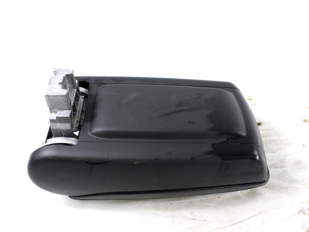 SREDINSKA KONZOLA OEM N. 4F0864114 ORIGINAL REZERVNI DEL AUDI A6 C6 R 4F2 4FH 4F5 BER/SW/ALLROAD (10/2008 - 2011) DIESEL LETNIK 2009