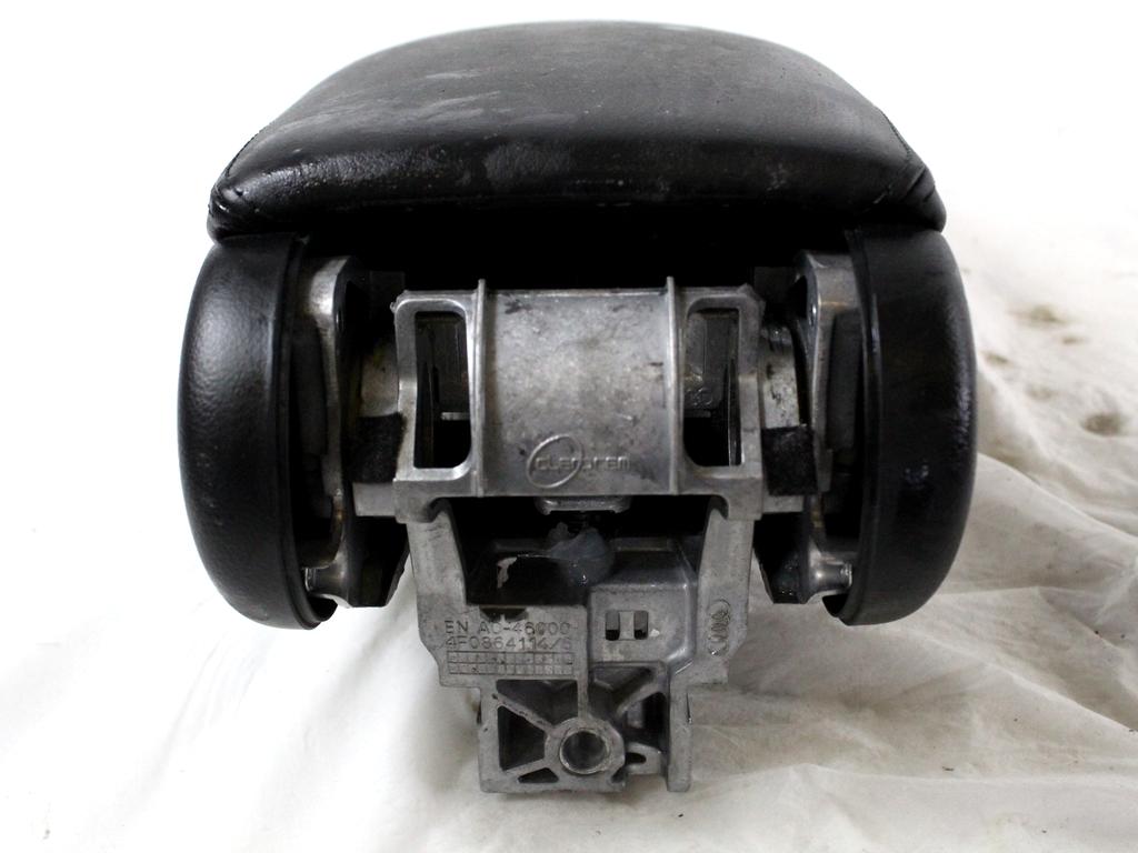 SREDINSKA KONZOLA OEM N. 4F0864114 ORIGINAL REZERVNI DEL AUDI A6 C6 R 4F2 4FH 4F5 BER/SW/ALLROAD (10/2008 - 2011) DIESEL LETNIK 2009