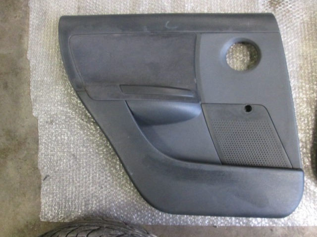 VRATNI PANEL OEM N. PNPSTCTC3MK1RBR5P ORIGINAL REZERVNI DEL CITROEN C3 / PLURIEL MK1R (09/2005 - 11/2010) DIESEL LETNIK 2008