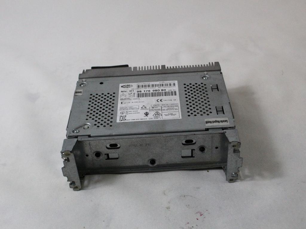 RADIO CD / OJACEVALNIK / IMETNIK HIFI OEM N. 9817698080 ORIGINAL REZERVNI DEL DS DS3 (2015 - 2019)DIESEL LETNIK 2017