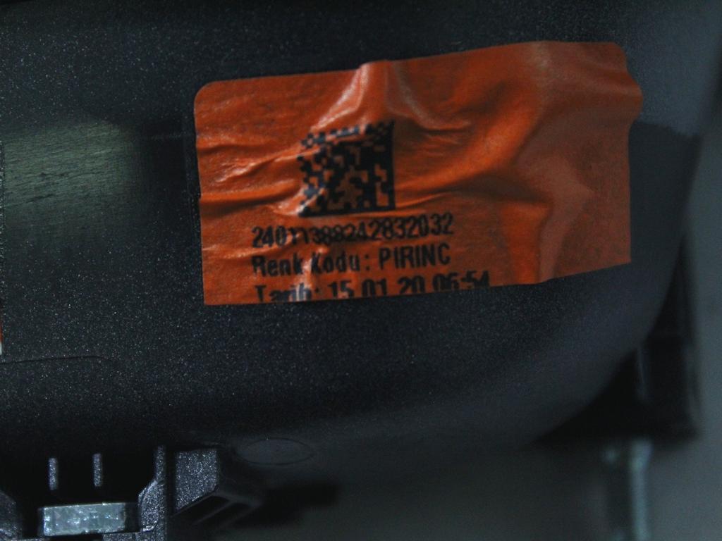 MOUNTING DELI, ZADNJI POKROV OEM N. 81820K7000 ORIGINAL REZERVNI DEL HYUNDAI I10 AC3 MK3 (DAL 2019)BENZINA LETNIK 2020