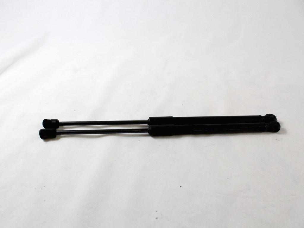 AMORTIZERJI PRTLJAZNIH VRAT  OEM N. 81840-K7010 ORIGINAL REZERVNI DEL HYUNDAI I10 AC3 MK3 (DAL 2019)BENZINA LETNIK 2020