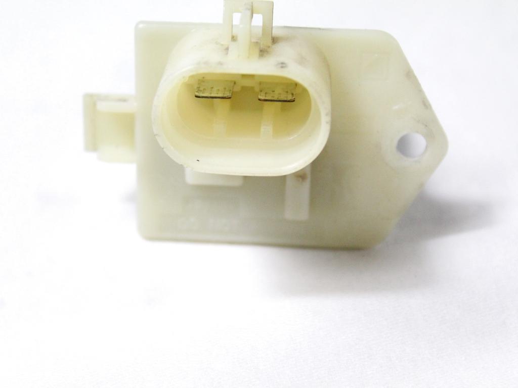 KRMILNA ENOTA ELEKTRICNEGA VENTILATORJA OEM N. 13256565 ORIGINAL REZERVNI DEL FIAT PUNTO 199 MK3 (2011 - 2017)BENZINA/METANO LETNIK 2015