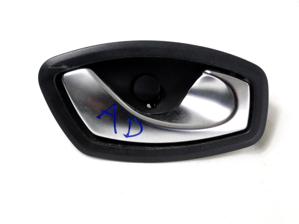 NOTRANJA KLJUKA  OEM N. 826720001R ORIGINAL REZERVNI DEL RENAULT SCENIC XMOD / SCENIC JZ0/1 MK3 (2009 - 2012) DIESEL LETNIK 2010
