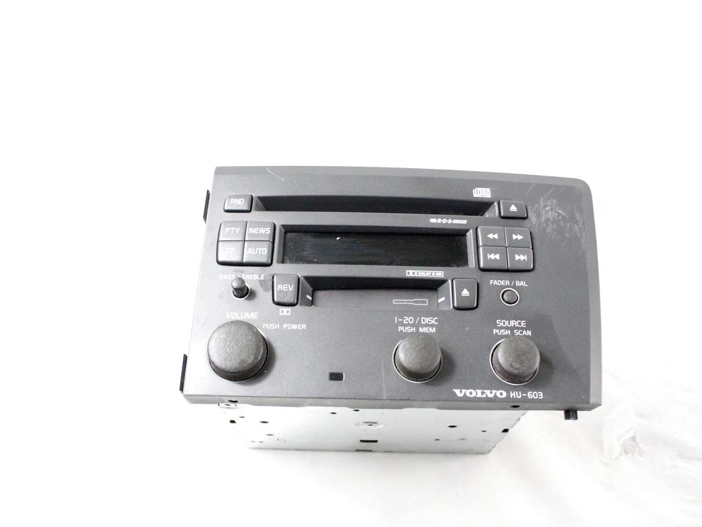 RADIO CD / OJACEVALNIK / IMETNIK HIFI OEM N. 9452057 ORIGINAL REZERVNI DEL VOLVO V70 MK2 285 (2000 - 2007) DIESEL LETNIK 2000