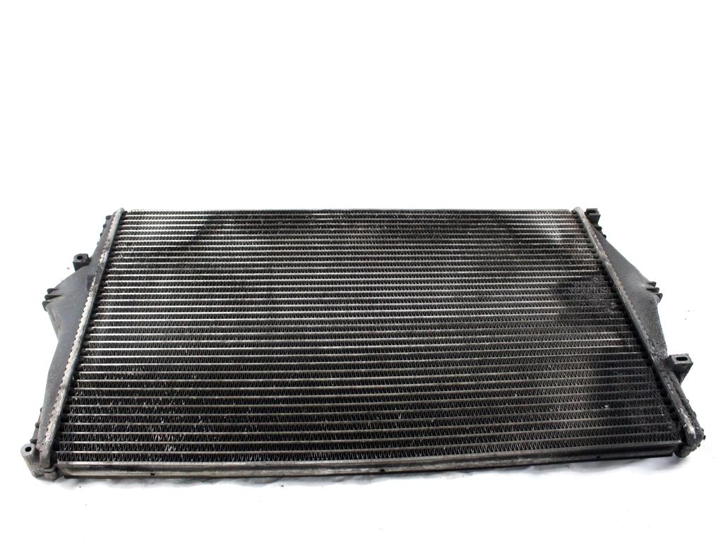 HLADILNIK INTERCOOLER OEM N. 9161207 ORIGINAL REZERVNI DEL VOLVO V70 MK2 285 (2000 - 2007) DIESEL LETNIK 2000