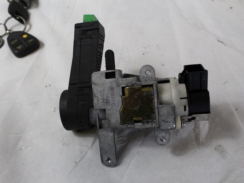 KLJUCAVNICA VZIGA/KLJUC ZA VZIG OEM N. 14619 KIT BLOCCO ACCENSIONE E SERRATURE ORIGINAL REZERVNI DEL VOLVO V70 MK2 285 (2000 - 2007) DIESEL LETNIK 2000