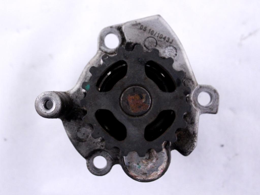 VODNA CRPALKA  OEM N. 03L121011G ORIGINAL REZERVNI DEL AUDI A4 B8 8K2 BER/SW/CABRIO (2007 - 11/2015) DIESEL LETNIK 2009