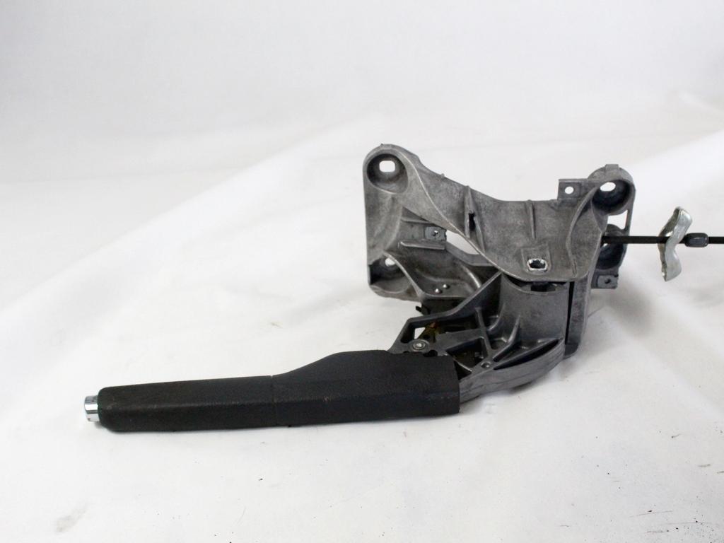 OEM N. 1K0711303 ORIGINAL REZERVNI DEL VOLKSWAGEN GOLF V 1K1 1K5 MK5 BER/SW (02/2004-11/2008) DIESEL LETNIK 2005