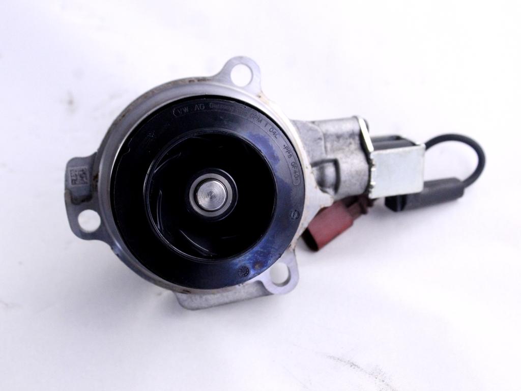 VODNA CRPALKA  OEM N. 04L121011L ORIGINAL REZERVNI DEL SEAT LEON 5F1 MK3 (2012- 2020)DIESEL LETNIK 2018