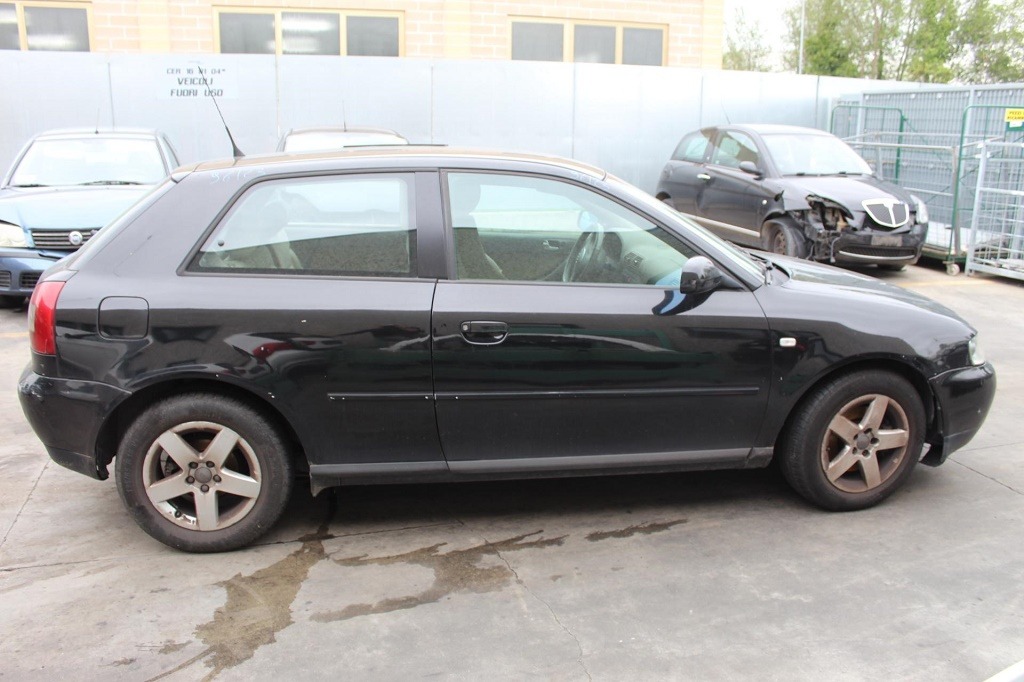 AUDI A3 1.9 D 66KW 5M 3P (2001) RICAMBIO USATO 