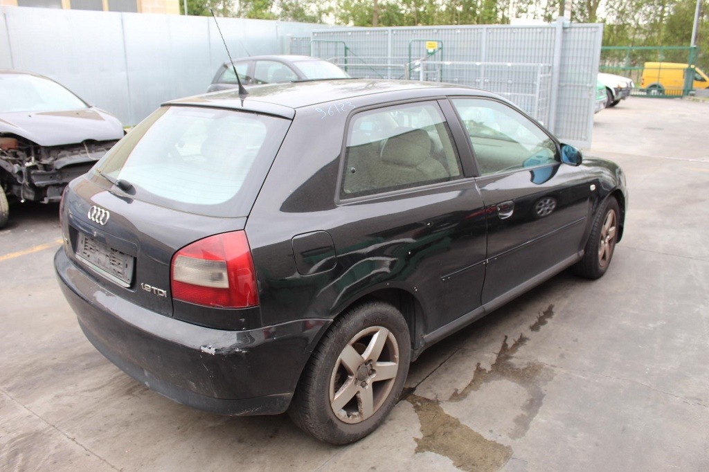 AUDI A3 1.9 D 66KW 5M 3P (2001) RICAMBI IN MAGAZZINO