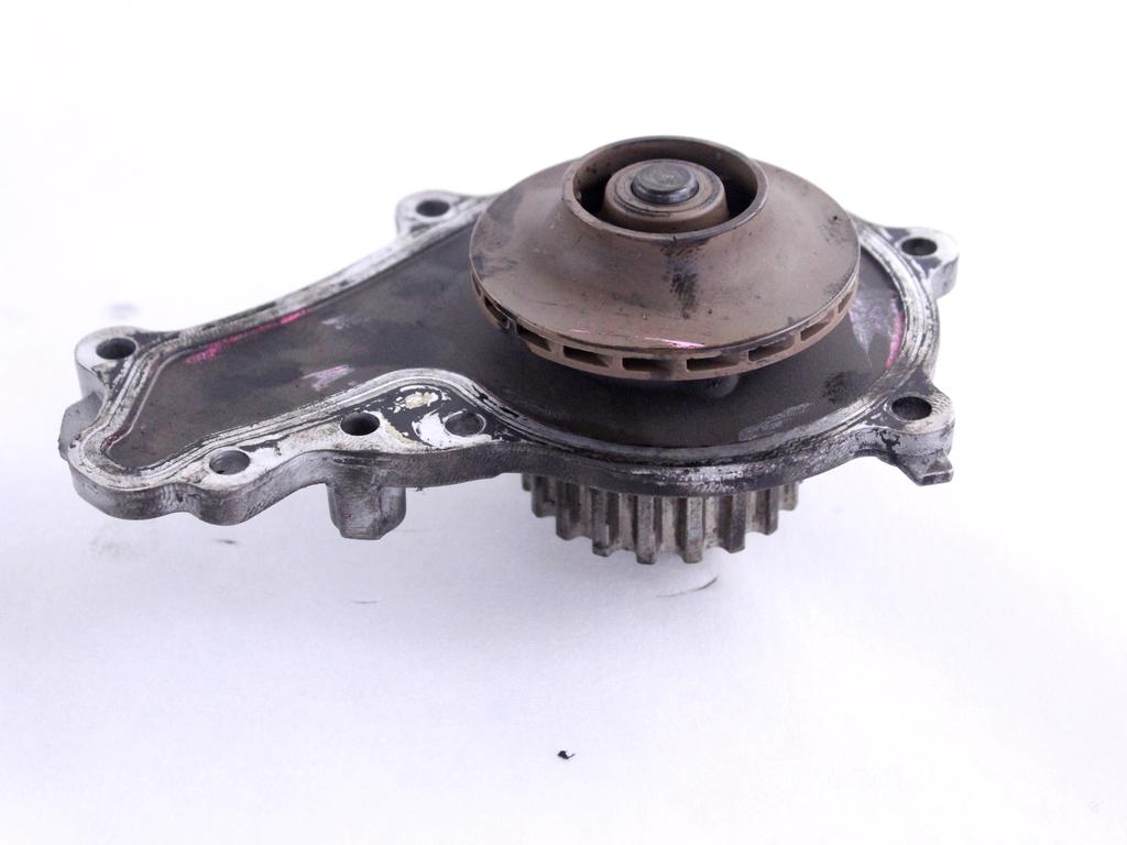 VODNA CRPALKA  OEM N. 1364681 ORIGINAL REZERVNI DEL FORD FOCUS DA HCP DP MK2 BER/SW (2005 - 2008) DIESEL LETNIK 2006