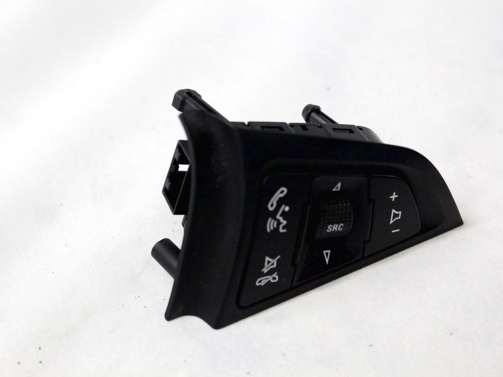 MULTIFUNKCIJSKI VOLAN OEM N. 13268686 ORIGINAL REZERVNI DEL OPEL ASTRA J P10 5P/3P/SW (2010 - 2015) DIESEL LETNIK 2014