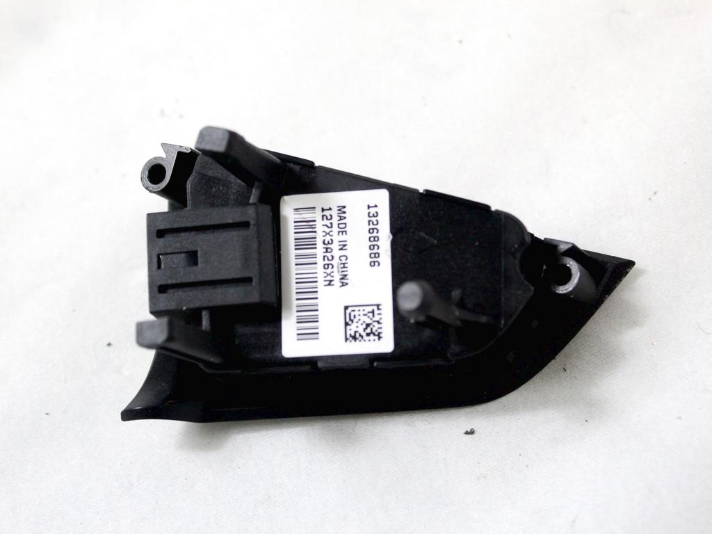 MULTIFUNKCIJSKI VOLAN OEM N. 13268686 ORIGINAL REZERVNI DEL OPEL ASTRA J P10 5P/3P/SW (2010 - 2015) DIESEL LETNIK 2014
