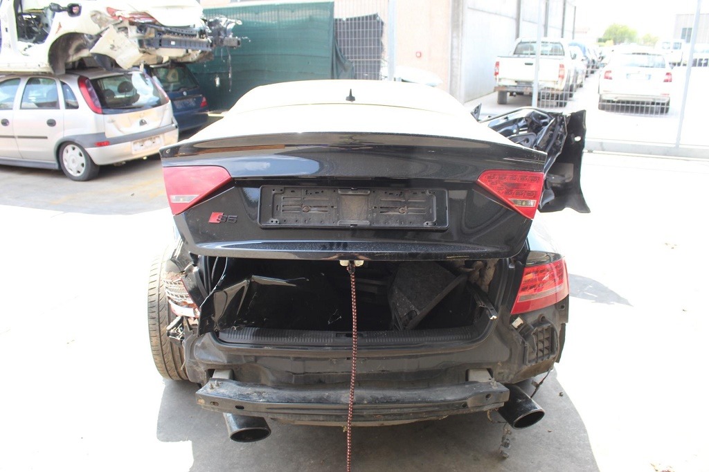 AUDI A5 3.0 D 4X4 176KW AUT 5P (2011) RICAMBIO USATO 