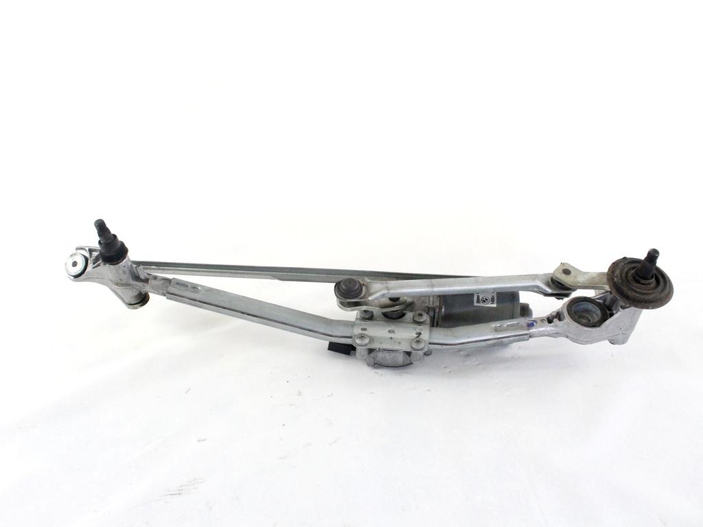 MOTORCEK PREDNJIH BRISALCEV OEM N. 6978263 ORIGINAL REZERVNI DEL BMW SERIE 3 BER/SW/COUPE/CABRIO E90/E91/E92/E93 LCI R (2009 - 2012) DIESEL LETNIK 2010