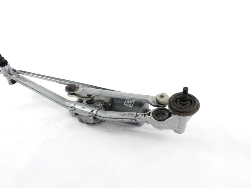 MOTORCEK PREDNJIH BRISALCEV OEM N. 6978263 ORIGINAL REZERVNI DEL BMW SERIE 3 BER/SW/COUPE/CABRIO E90/E91/E92/E93 LCI R (2009 - 2012) DIESEL LETNIK 2010