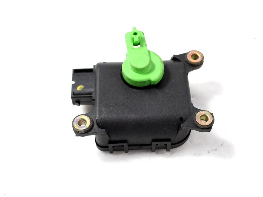 MOTORCEK OGREVANJA OEM N. 1J1907511D ORIGINAL REZERVNI DEL AUDI A3 MK1R 8L 8L1 3P/5P (2000 - 2003) DIESEL LETNIK 2001