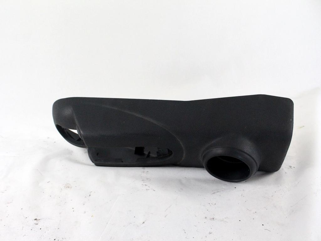 PLASTIKA MED SEDEZI BREZ NASLONJALA ROK OEM N. 51161169907 ORIGINAL REZERVNI DEL MINI ONE / COOPER / COOPER S R50 R52 R53 (2001-2006) BENZINA LETNIK 2001