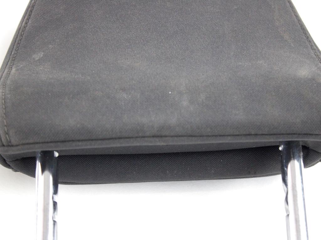 VZGLAVNIK OEM N. 32273792 ORIGINAL REZERVNI DEL VOLVO XC40 536 R (DAL 2022)BENZINA LETNIK 2022