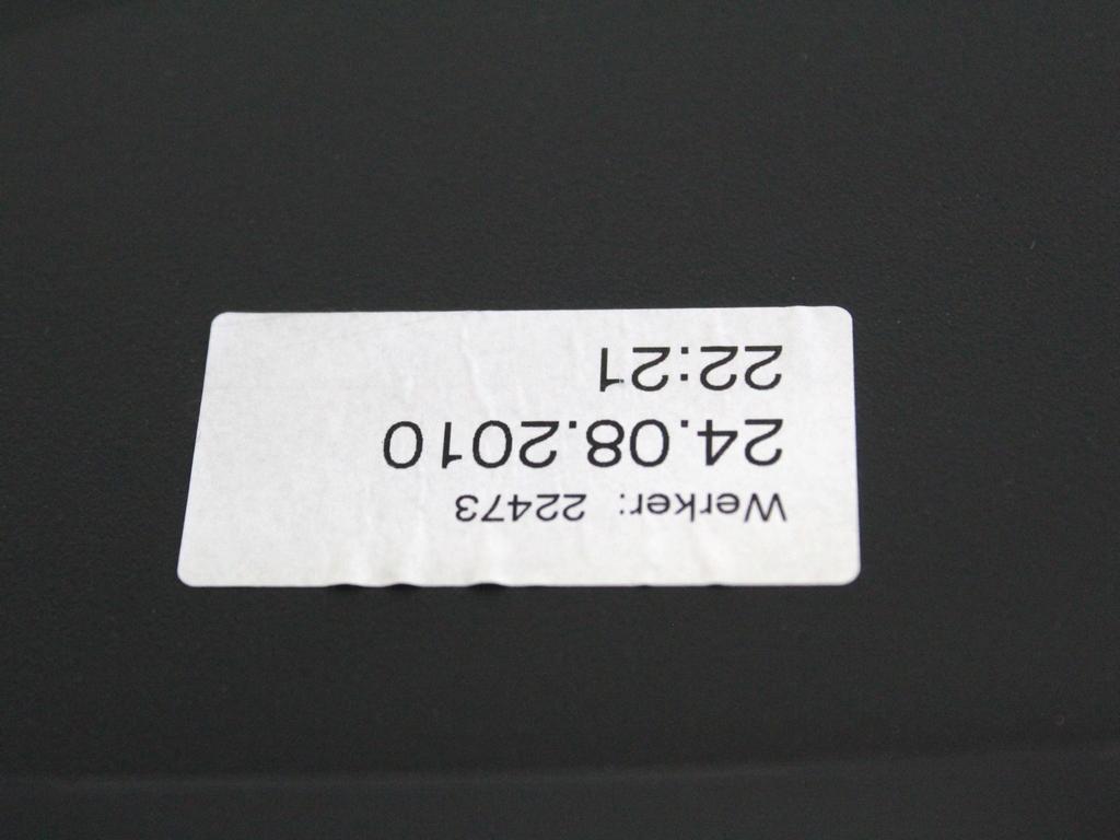 NASLON ZA ROKE/SREDINSKA KONZOLA OEM N. 8K0864981D ORIGINAL REZERVNI DEL AUDI A5 8T COUPE/5P (2007 - 2011) DIESEL LETNIK 2011