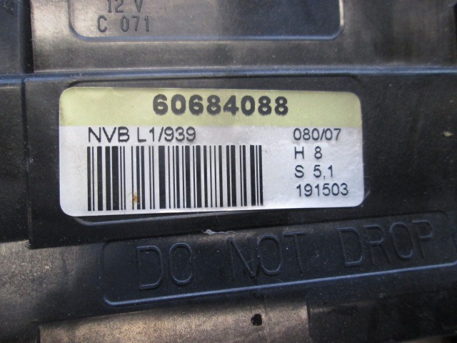 CENTRALNO ZAKLEPANJE OEM N. 60684088 ORIGINAL REZERVNI DEL ALFA ROMEO 159 939 BER/SW (2005 - 2013) DIESEL LETNIK 2007