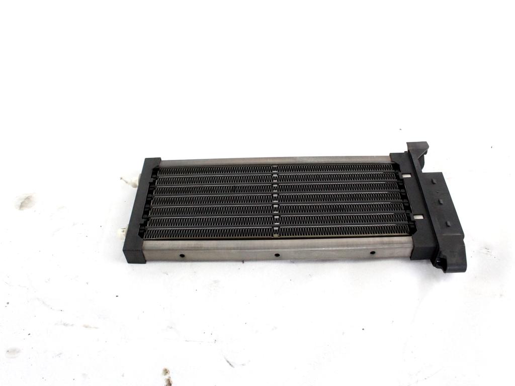 HLADILNIK ZA GRETJE OEM N. 4B1819011 ORIGINAL REZERVNI DEL AUDI A4 B6 8E2 8E5 BER/SW (2001 - 2005) DIESEL LETNIK 2002