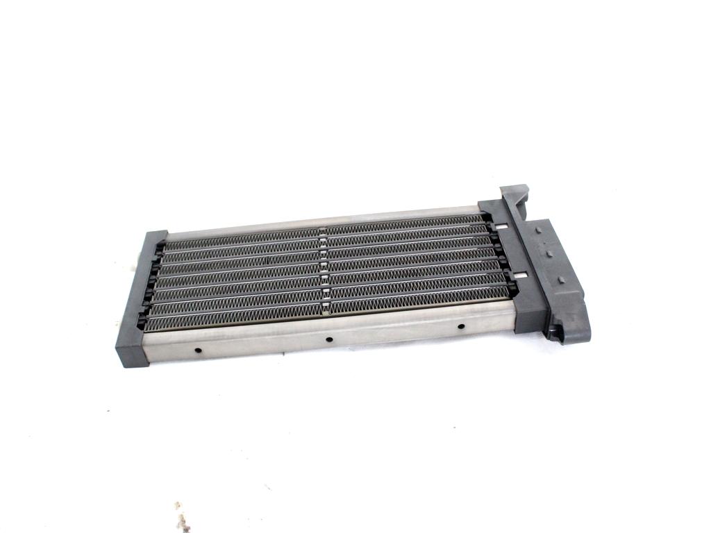 HLADILNIK ZA GRETJE OEM N. 4B1819011 ORIGINAL REZERVNI DEL AUDI A4 B6 8E2 8E5 BER/SW (2001 - 2005) DIESEL LETNIK 2002