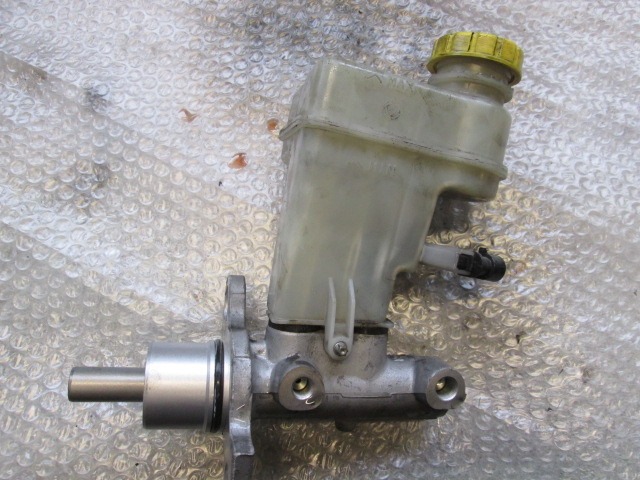 ZAVORNI CILINDER OEM N. 77363700 ORIGINAL REZERVNI DEL ALFA ROMEO 159 939 BER/SW (2005 - 2013) DIESEL LETNIK 2007