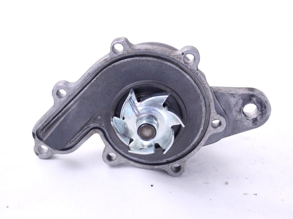 VODNA CRPALKA  OEM N. Q0004681V002000000 ORIGINAL REZERVNI DEL SMART FORTWO CITY-COUPE CABRIO 450 MK1 (1998 - 2007) DIESEL LETNIK 2004