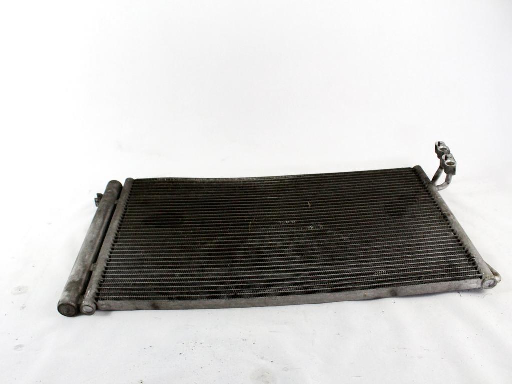 HLADILNIK KLIME OEM N. 64536968743 ORIGINAL REZERVNI DEL BMW SERIE 1 BER/COUPE/CABRIO E81/E82/E87/E88 (2003 - 2007) DIESEL LETNIK 2006
