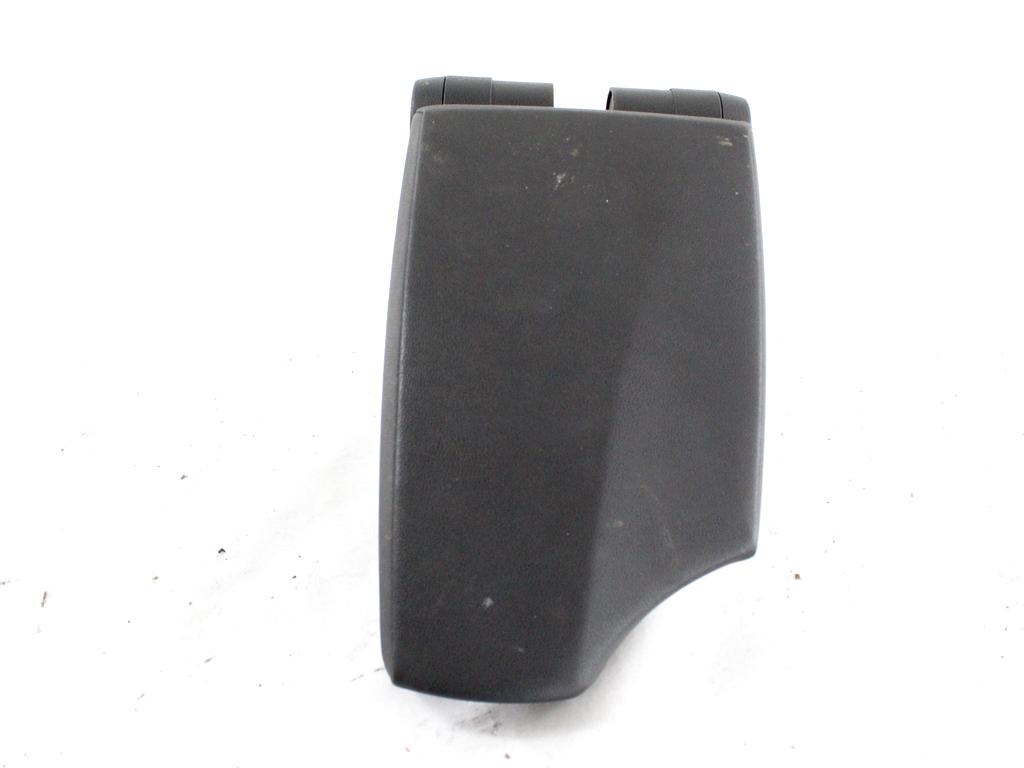 SREDINSKA KONZOLA OEM N. 7143596 ORIGINAL REZERVNI DEL BMW SERIE 1 BER/COUPE/CABRIO E81/E82/E87/E88 (2003 - 2007) DIESEL LETNIK 2006