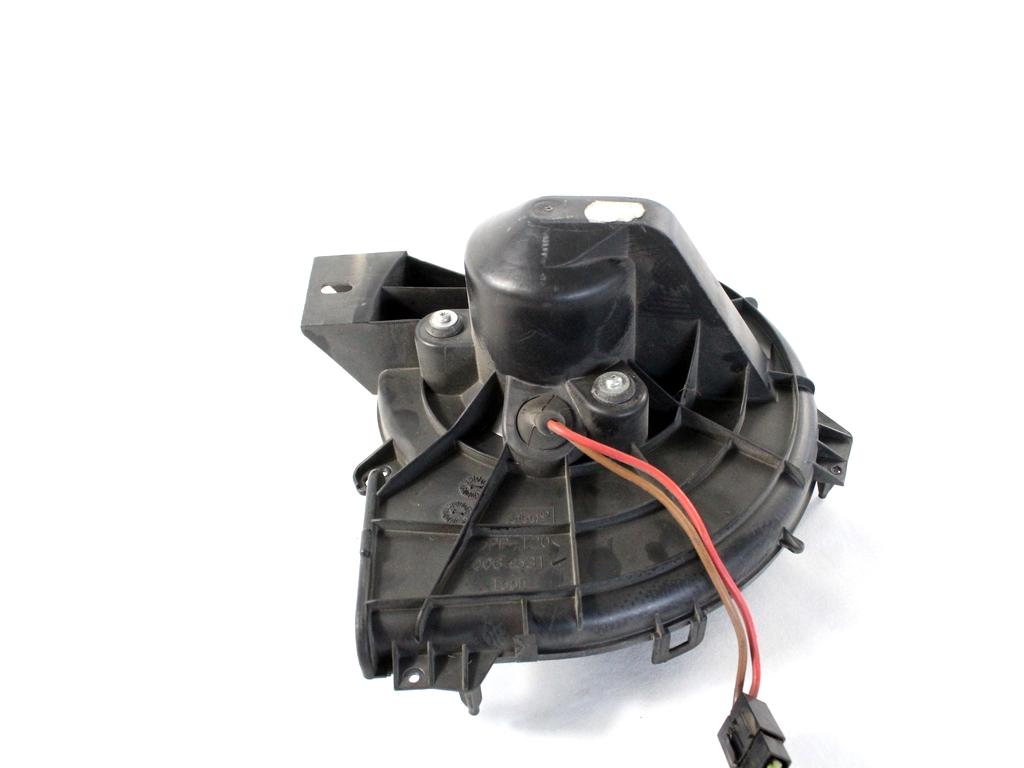 VENTILATOR  KABINE  OEM N. 90535114 ORIGINAL REZERVNI DEL OPEL COMBO C (2001 - 2011) BENZINA/METANO LETNIK 2009