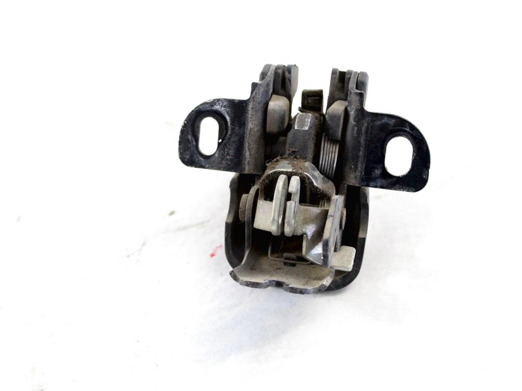 ZAKLEPANJE PRTLJA?NIH VRAT  OEM N. 9186838 ORIGINAL REZERVNI DEL OPEL COMBO C (2001 - 2011) BENZINA/METANO LETNIK 2009