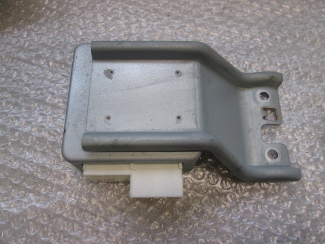 ELEKTRICNI SERVO VOLAN ENOTA OEM N. 89650B2040 ORIGINAL REZERVNI DEL DAIHATSU TREVIS MK2 (2004 - 2010) BENZINA LETNIK 2009