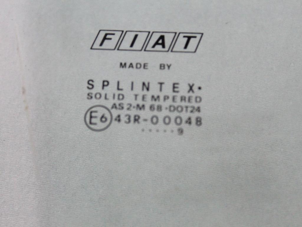 STEKLO SPREDNJIH DESNIH VRAT OEM N. 7791043 ORIGINAL REZERVNI DEL FIAT PUNTO 176 MK1/MK1 CABRIO (1993 - 08/1999) BENZINA LETNIK 1999