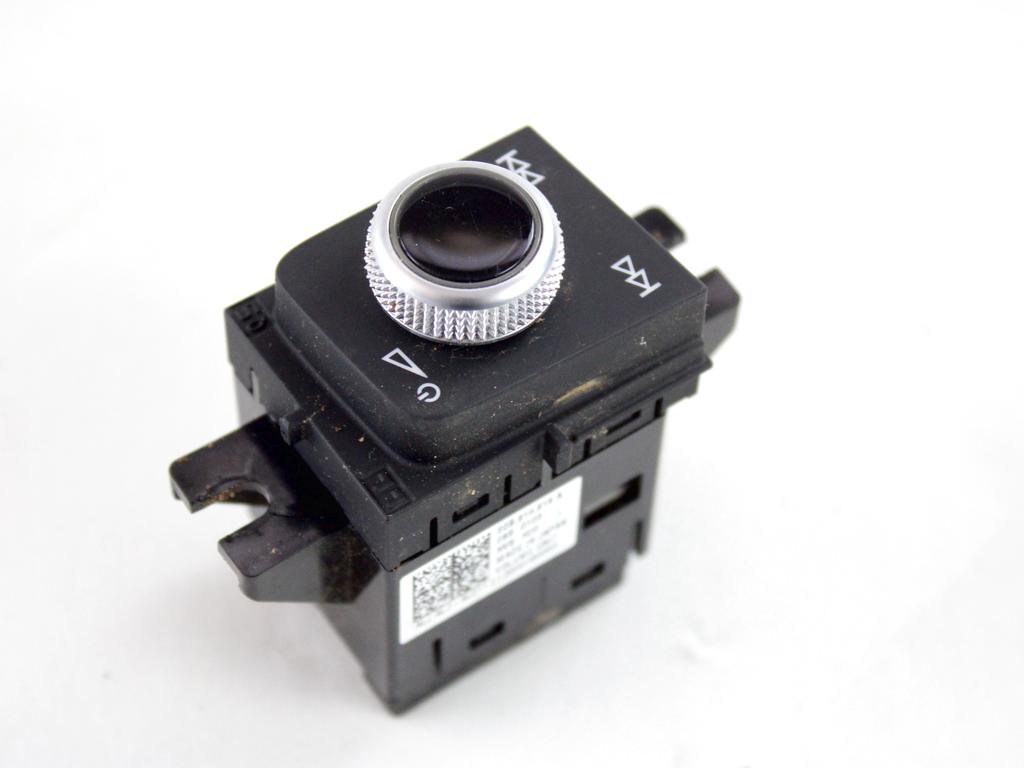 NADZOR RADIA / PLOSCA OEM N. 80B919616A ORIGINAL REZERVNI DEL AUDI Q5 80A R (DAL 2021)IBRIDO (ELETRICO-BENZINA) LETNIK 2022