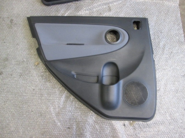 VRATNI PANEL OEM N. PNPSTDHTREVISMK2BR5P ORIGINAL REZERVNI DEL DAIHATSU TREVIS MK2 (2004 - 2010) BENZINA LETNIK 2009