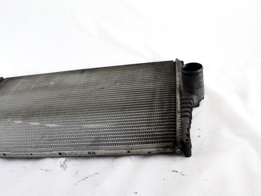 HLADILNIK INTERCOOLER OEM N. 30748808 ORIGINAL REZERVNI DEL VOLVO XC90 275 MK1 (2002 - 2014)DIESEL LETNIK 2008