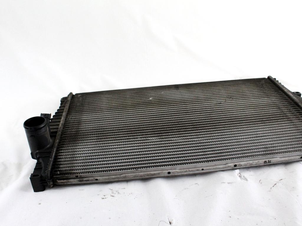 HLADILNIK INTERCOOLER OEM N. 30748808 ORIGINAL REZERVNI DEL VOLVO XC90 275 MK1 (2002 - 2014)DIESEL LETNIK 2008