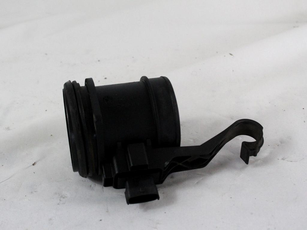 MERILNIK PRETOKA ZRAKA / MERILNIK MASE ZRAKA OEM N. 30677999 ORIGINAL REZERVNI DEL VOLVO XC90 275 MK1 (2002 - 2014)DIESEL LETNIK 2008