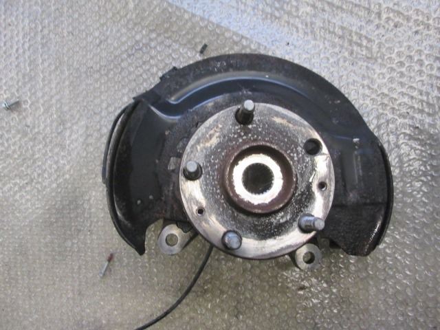 LEVI VRTLJIVI LEZAJ / PESTO KOLESA Z LEZAJEM SPREDAJ OEM N. 722010035 ORIGINAL REZERVNI DEL DR 5 (2007 - 07/2014) BENZINA/GPL LETNIK 2008