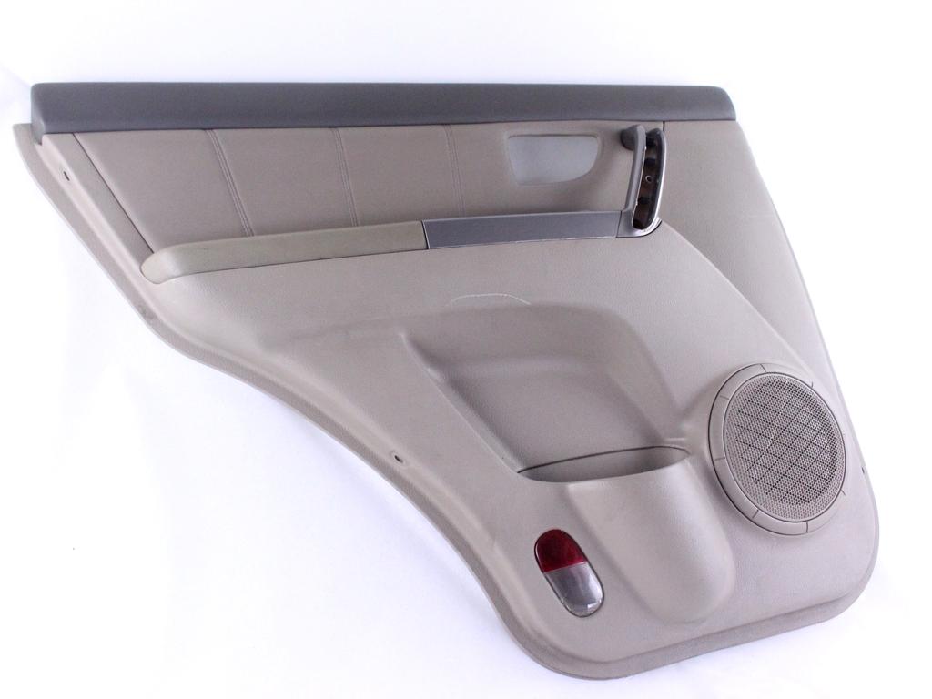 VRATNI PANEL OEM N. PNPSPKISORENTOJCMK1SV5P ORIGINAL REZERVNI DEL KIA SORENTO JC MK1 (2002 - 2009) DIESEL LETNIK 2005