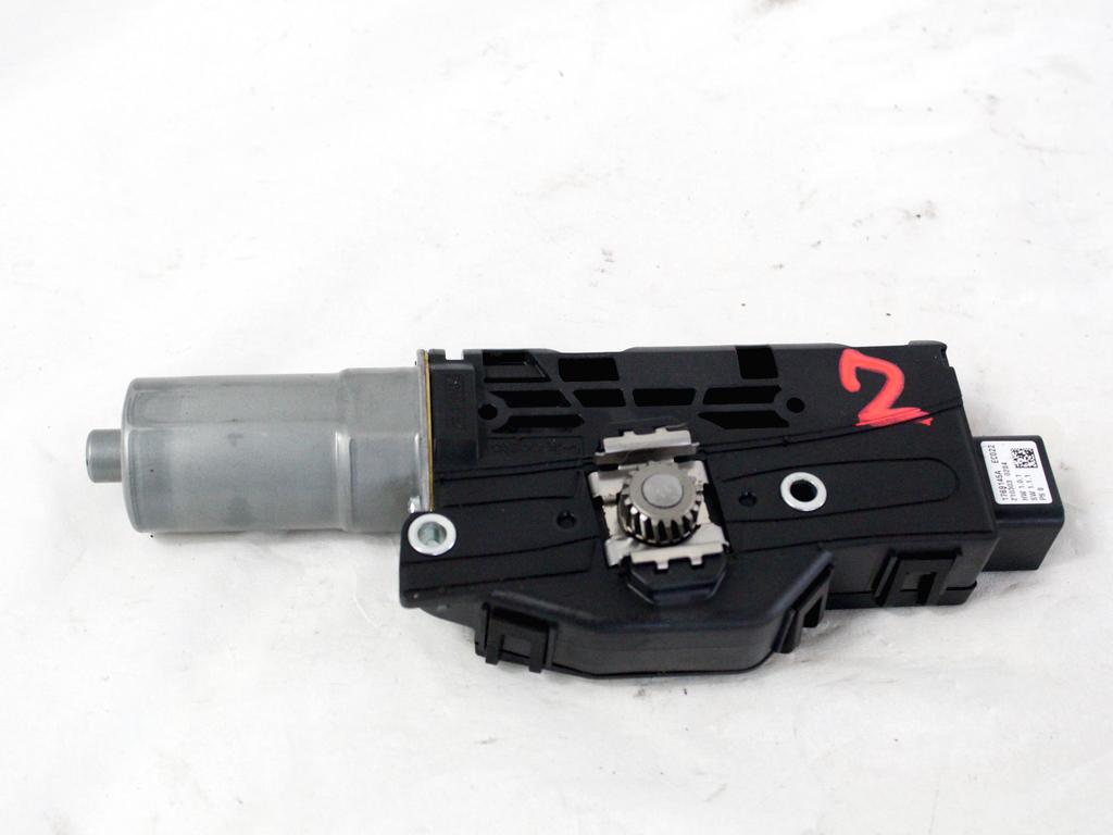 MOTOR POMICNE STREHE / SENCNIKI OEM N. K8D2-53508-BA ORIGINAL REZERVNI DEL LAND ROVER RANGE ROVER EVOQUE L551 (DAL 2019)IBRIDO (ELETTRICO-DIESEL)   LETNIK 2021